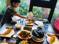 靠窗位-今日东坡·满庭芳(广汉店)