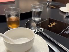 -鲜入唯煮·港式海鲜牛肉火锅(金宝街店)