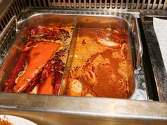 -芝小官毛肚火锅海鲜自助(苏州吴江区万宝店)