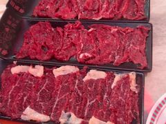 -三头牛·潮汕牛肉生蚝火锅 (夏湾店)