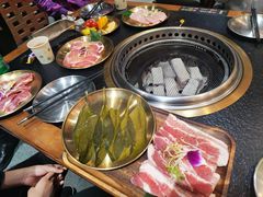 -何发发和牛烧肉·鳗鱼榴莲放题自助(乐峰广场店)