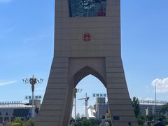-霍尔果斯国门景区