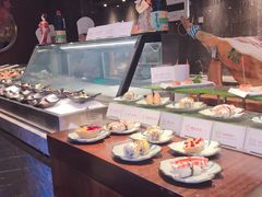 -半岛翡丽海鲜自助餐厅(观风亭店)