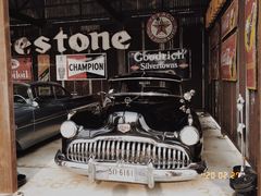 -席娜卡琳火车铁道夜市