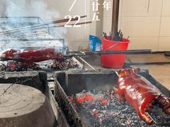 -黄记四更烤乳猪店