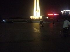 -唐山抗震纪念碑广场