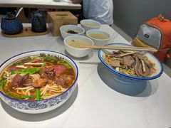 -镇南锅盖面馆(解放路店)