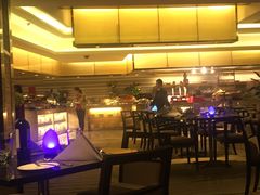 -广州花都皇冠假日酒店