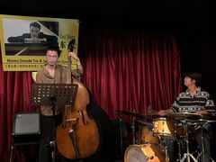 -东岸Cafe 爵士俱乐部