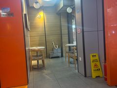 -华莱士·全鸡汉堡(五号路店)