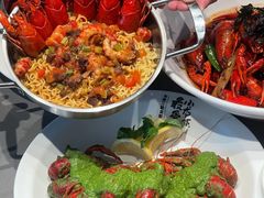 -龙巢盱眙龙虾·牛蛙·烧烤宵夜(八卦岭店)