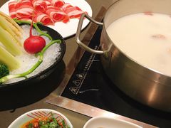 -捞王锅物料理(上海世茂广场店)