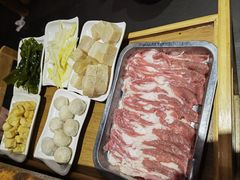 -老北京热气涮羊肉·小龙虾·烤鱼(呼玛路店)