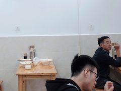 大堂-华兴街自力面店
