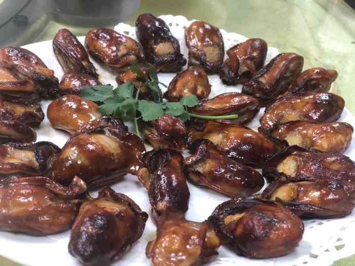 蚝家菜馆(沙井店)-"蚝家菜馆地处沙井的一家被严重忽视的小馆.