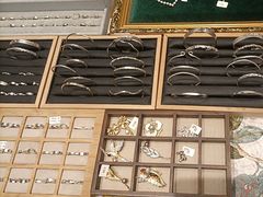 -十八字金银饰·拼豆·开蚌手工体验团建(君太百货店)