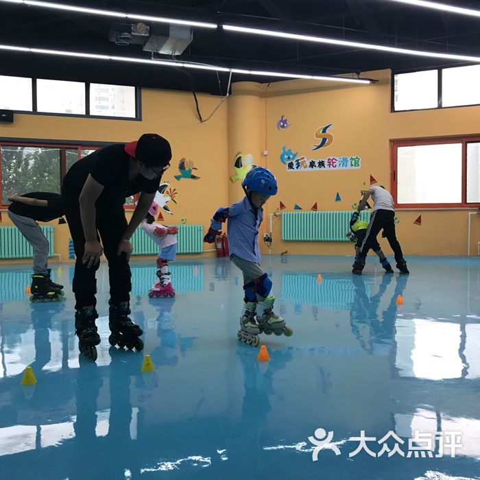 北京轮滑俱乐部图片