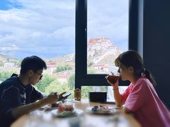 -平措康桑·和牛自助观景餐厅(布达拉宫店)