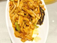 鱼香肉丝-凯鸽酒楼(操场城店)