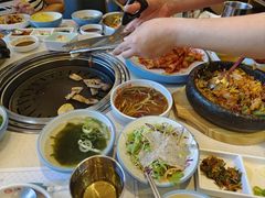 -韩香福烤肉庄园(荣成店)