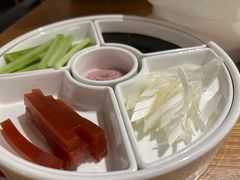 -伊喜饺子·烤鸭(五道口学院路店)