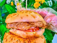 -必胜客(WOW中心城店)