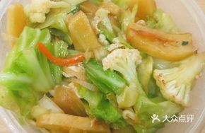 Spicy Squid and Rice Cake Stir-fry