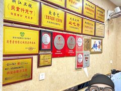 -天发芽·何记葫芦头泡馍·传统小吃(报恩寺街店)