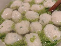 手打兴凯湖鱼丸汤-奉天小馆·非遗东北菜(沈阳万象城店)