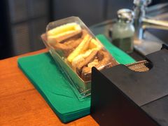 -星巴克(西安曲江银泰店)