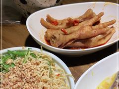 -二孃鸡爪爪(东风路总店)