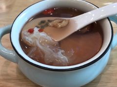 贵安黄冰糖小吊梨汤-贵凤凰贵州米粉(五道口店)