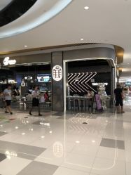 门面-桃桃屿·潮牌酷银(世纪荟店)