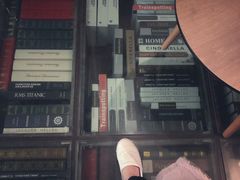 -钟书阁(松江泰晤士小镇店)