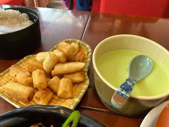 老昆明懒豆腐配油条-朱家小厨(红塔西路店)