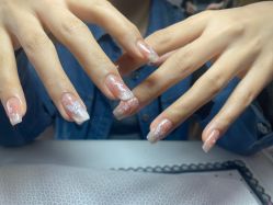 -星辰·新中式美甲美睫工作室