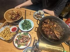-挂旗柴锅鸡(蚌山区嘉年华店)