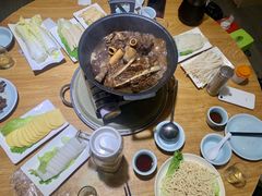 -茸梅路右拐龙虾-农家菜(松江店)