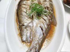 -七的湖·晚芳亭·阳澄湖农家菜·大闸蟹(莲花岛店)