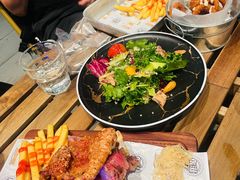 -HUZI虎滋精酿餐吧(京西大悦城店)
