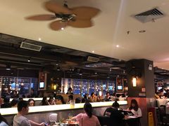 大堂-大头虾越式风味餐厅(光明广场店)