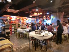 大堂-鲜入围煮花胶鸡海鲜火锅