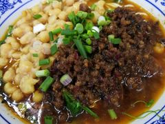 -渝之汇牛肉豌杂面