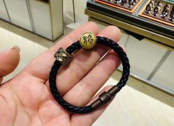 -周生生Chow Sang Sang(新世界店)