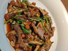 -费大厨辣椒炒肉(万家丽一店)