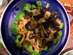 杂菌西兰花-大清花饺子城(昌黎店)