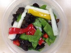 -云海肴·汽锅鸡·云南菜(天山百盛优客店)