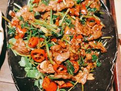 小炒黄牛肉-童年小筑餐厅(申花路店)