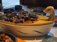 -八府香鸭·啫啫煲(华山路店)