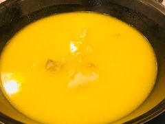 -鲜入围煮花胶鸡海鲜火锅